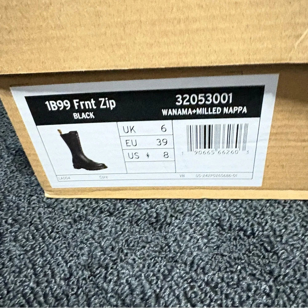 Dr Martens zip front boots - Picture 5 of 5